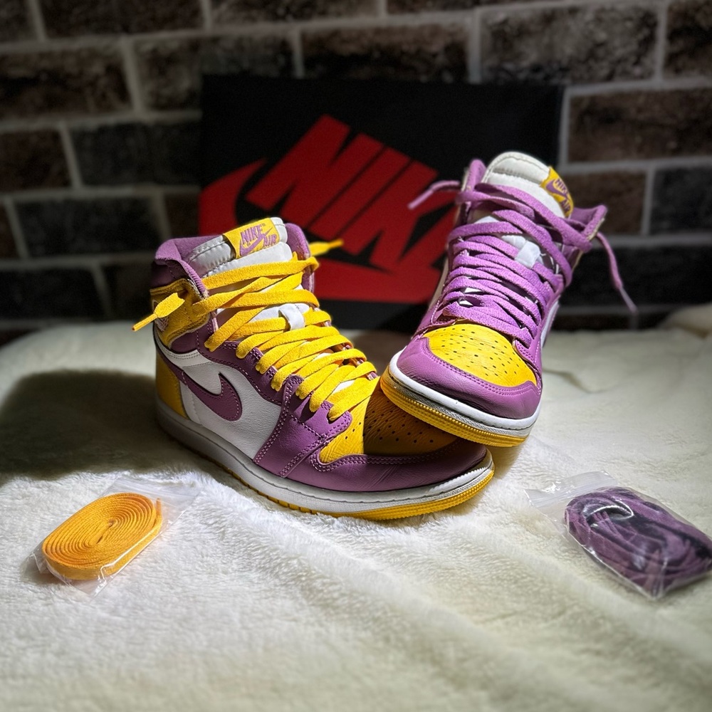 Air Jordan 1 Retro High OG brotherhood